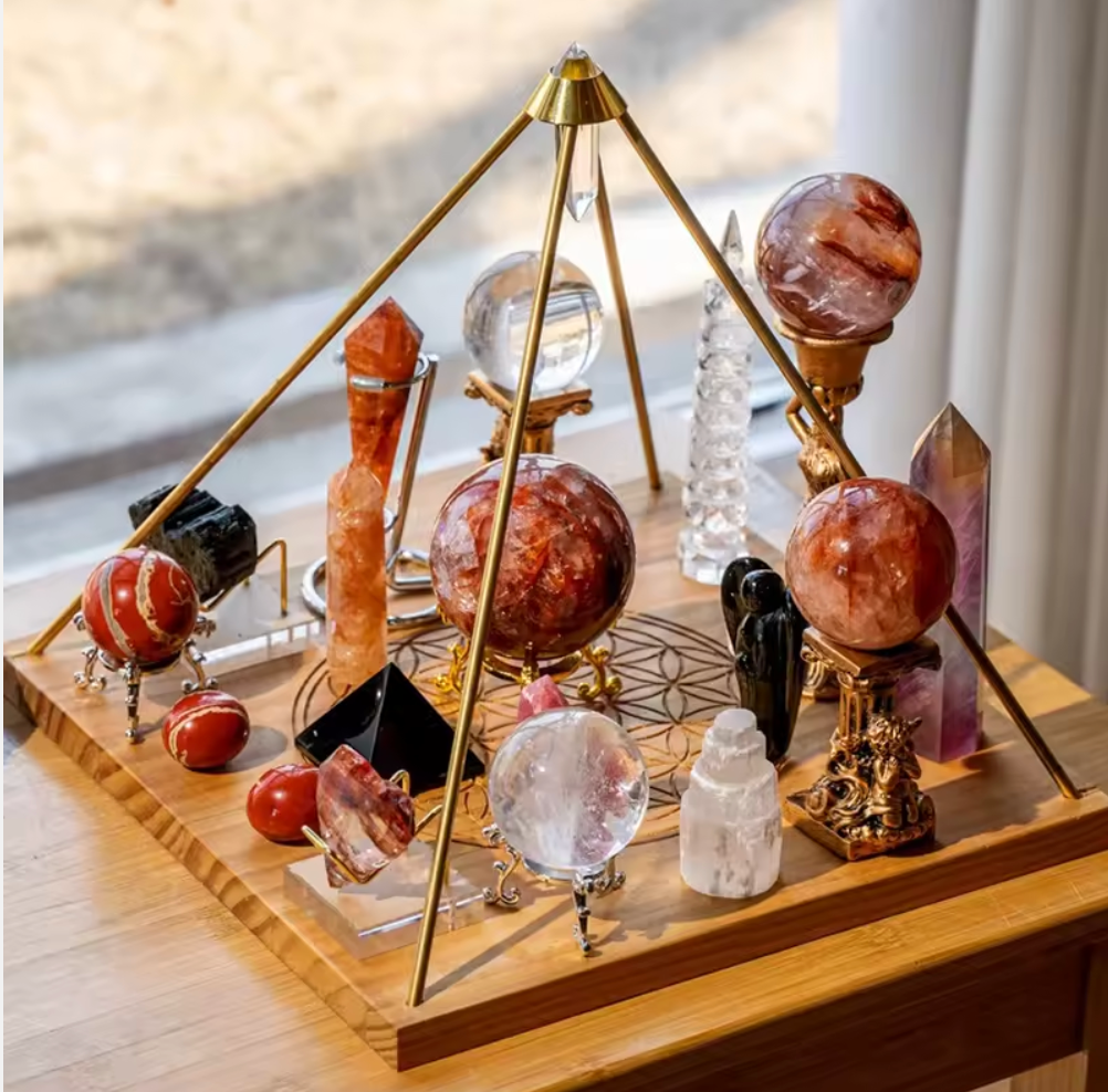 Copper Balance Pyramide